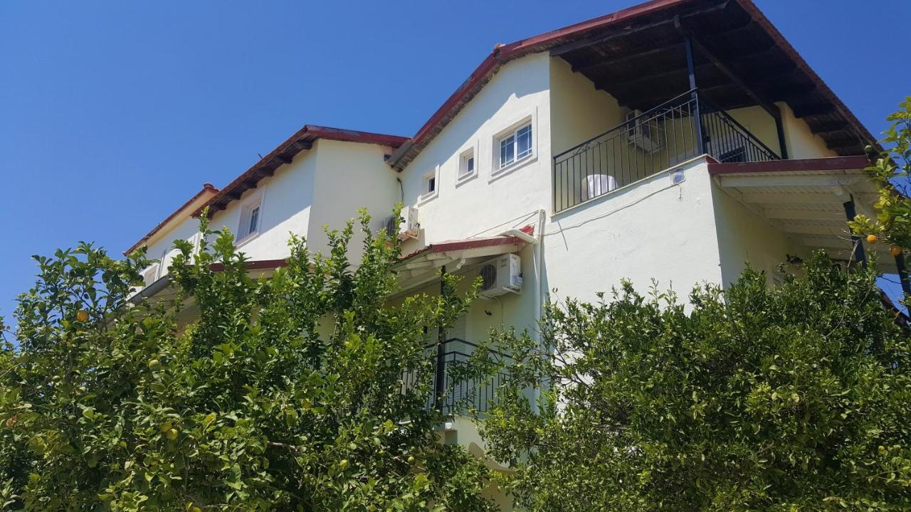 Apollo Hotel Kavos Exterior photo